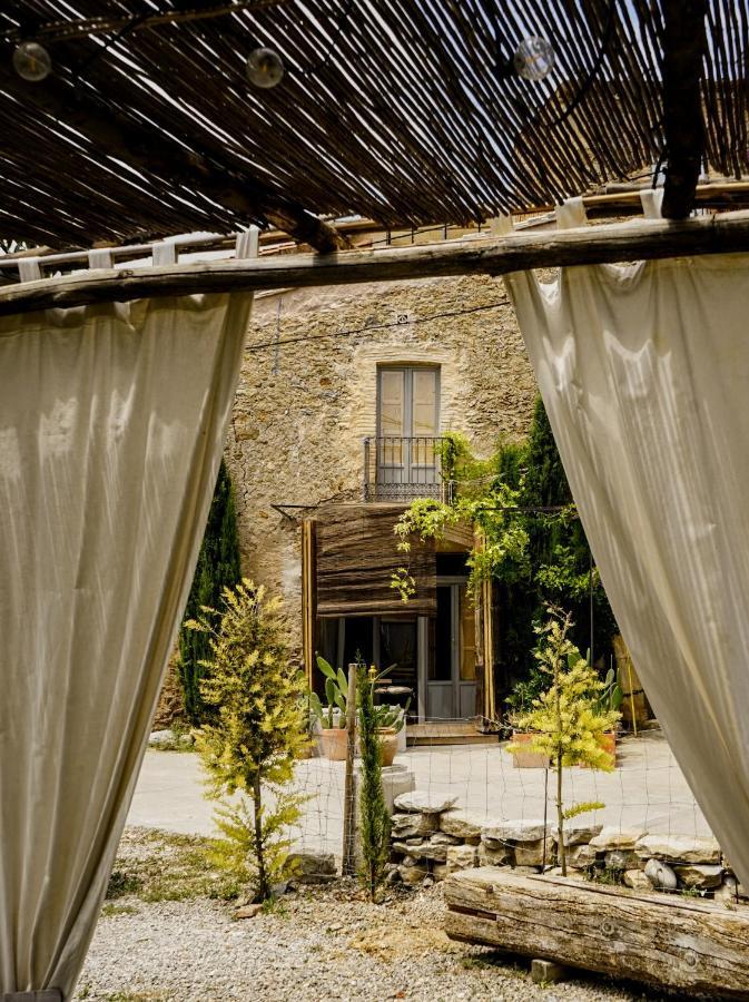 Can Tat, Loft In A Old Coach House Sant Jordi Desvalls Экстерьер фото